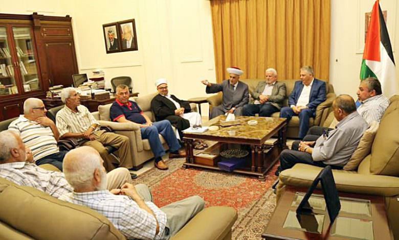 دبور يستقبل وفداً من اللجنة الشعبية ولجنة رعاية المساجد في مخيم البداوي