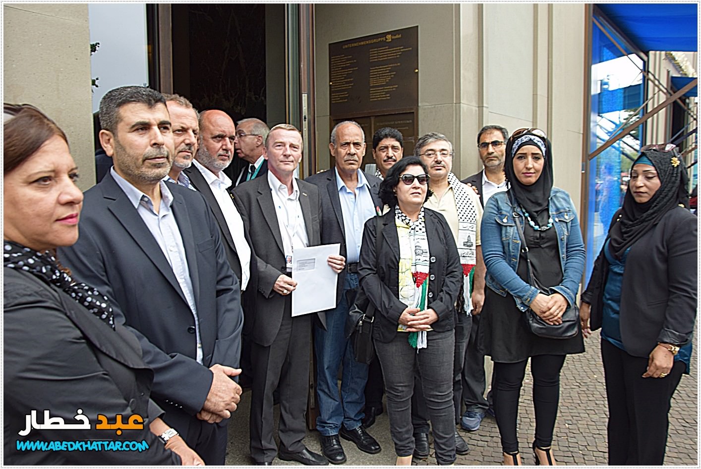 وفد من اللجنة الوطنية الفلسطينية في برلين .. إلى مقر بعثة المفوضية الأوروبية .. يسلم رسالة إحتجاج على هدم الإحتلال للمنازل الفلسطينية