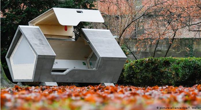 ألمانيا - كبسولة نوم للمشردين لحمايتهم من برد الشتاء