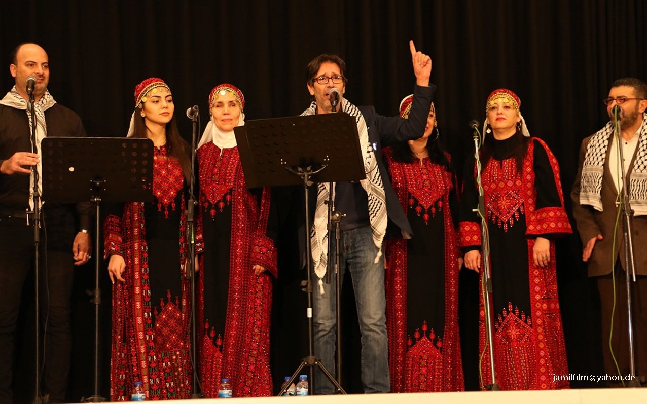 فرقة العاشقين تحيي حفلاً وطنيا في العاصمة الالمانية برلين بدعوة من مركز عيون وطن