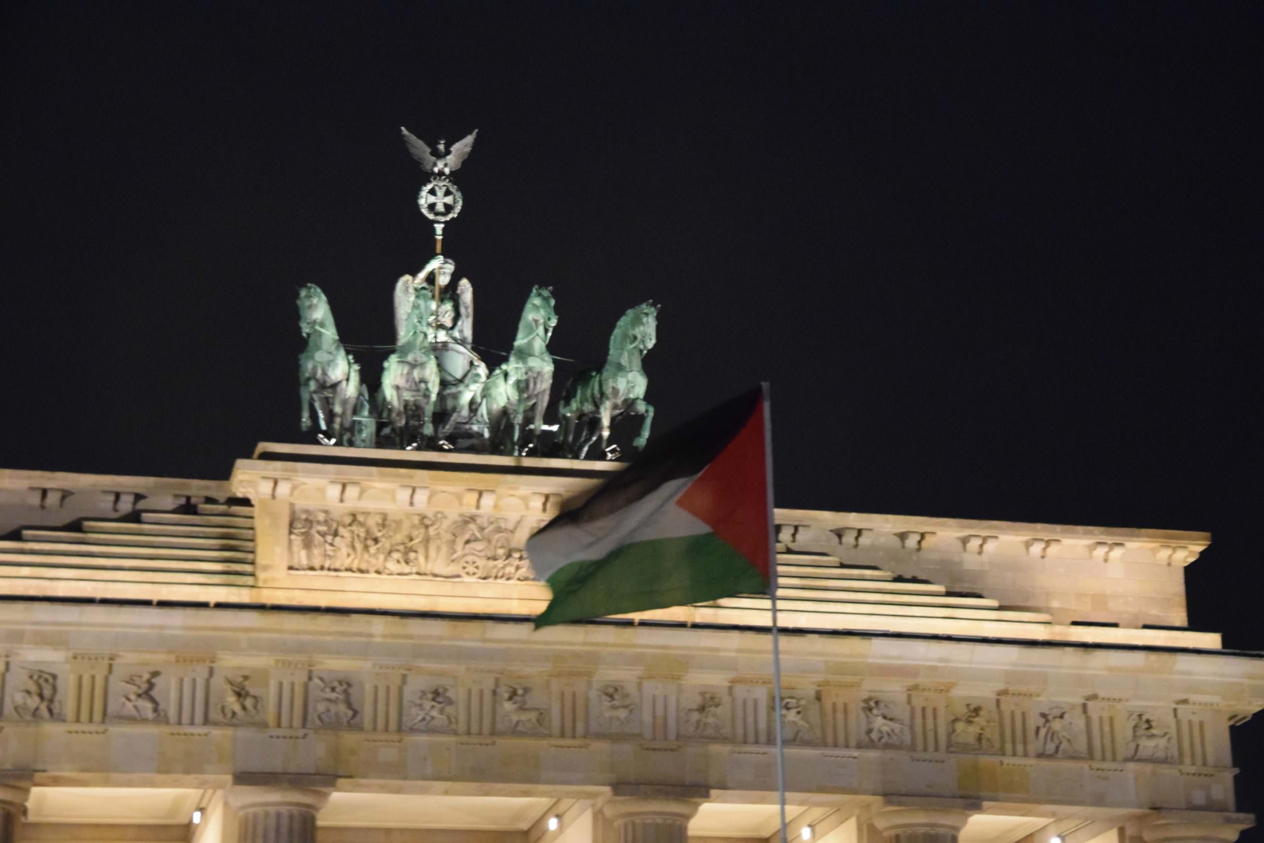 وقفة احتجاجية في العاصمة الالمانية برلين رفضا لقرار صفقة ترامب