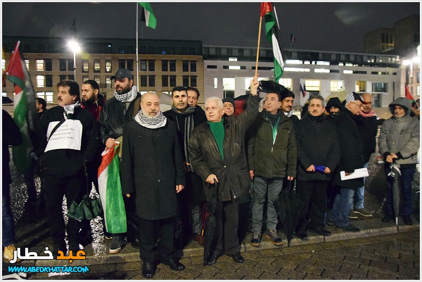 وقفة احتجاجية في العاصمة الالمانية برلين رفضا لقرار صفقة ترامب