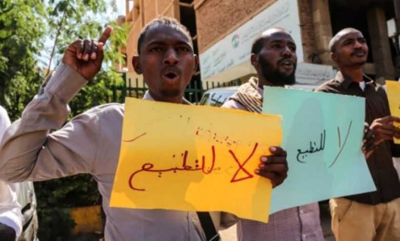 سودانيون ضد التطبيع يطالب بالتراجع عن التطبيع مع كيان العدو