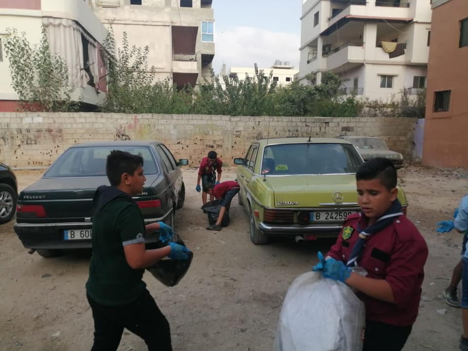 كشافة الوحدة في مخيم نهر البارد قامت بحملة تنظيف لشارع بيت المقدس
