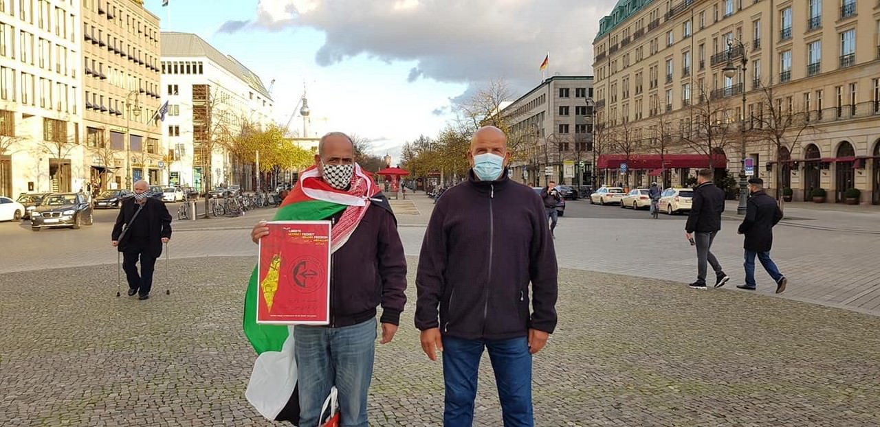 وقفة إحتجاج ضد سياسة الإعتقال الإداري وتضامناً مع الأسير البطل ماهر الأخرس المضرب عن الطعام