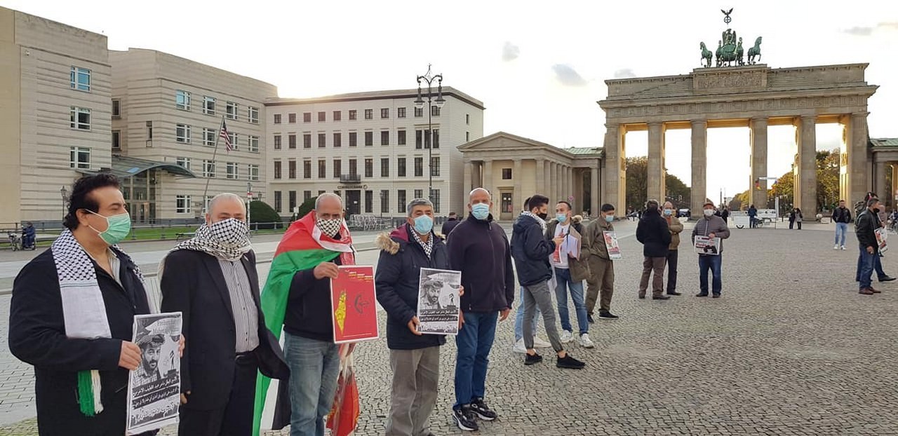 وقفة إحتجاج ضد سياسة الإعتقال الإداري وتضامناً مع الأسير البطل ماهر الأخرس المضرب عن الطعام