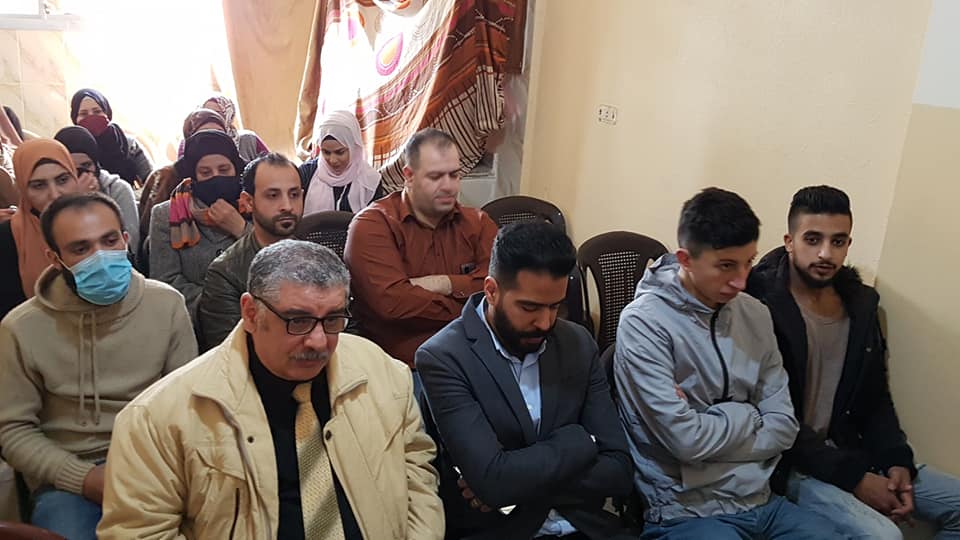 الشاعر الواعد احمد معين ديب يوقع كتابه حبر من خمر