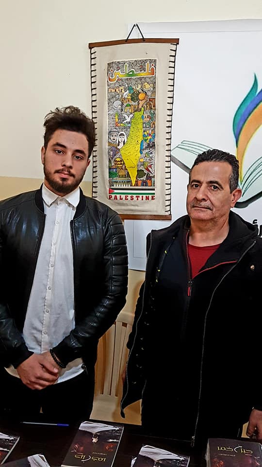 الشاعر الواعد احمد معين ديب يوقع كتابه حبر من خمر