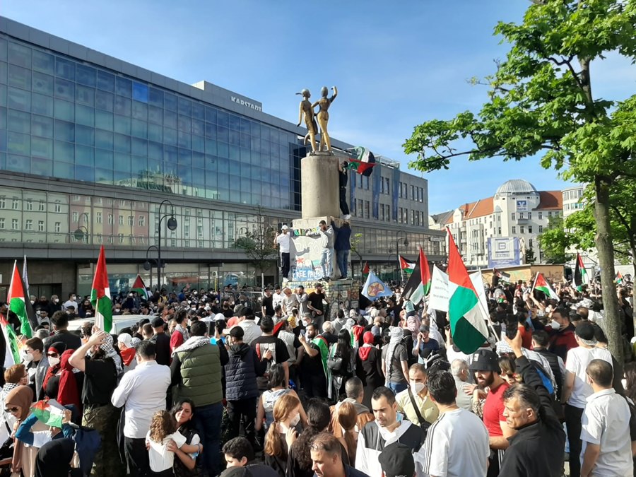 وقفة جماهيرية في برلين أسناداً لأهلنا في القدس المحتلة