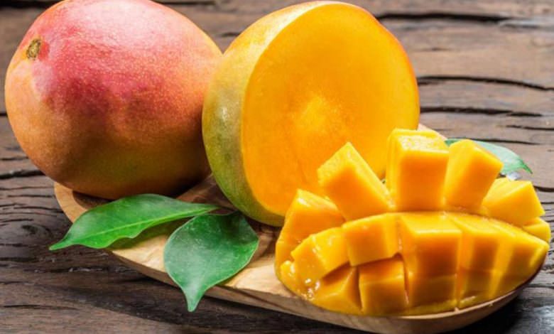 10 فوائد صحية للمانجا ملكة فواكه الصيف أبرزها الحماية من الأمراض