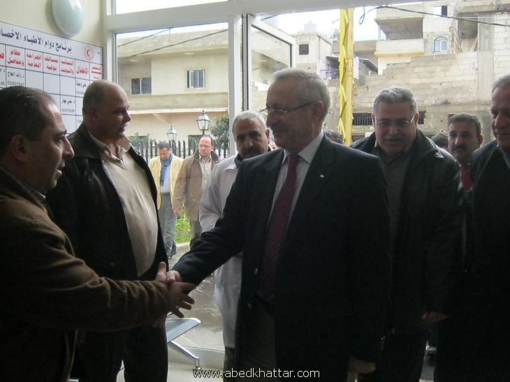 وزير الصحة الفلسطيني هاني عابدين يزور مخيمات الشمال