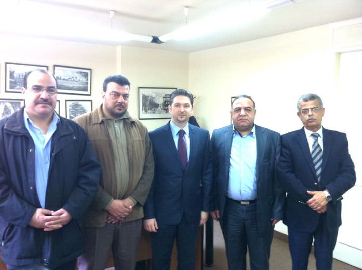 وفد من الجبهة الشعبية -القيادة العامة يقوم بزيارة معالي وزير الرياضة فيصل كرامى