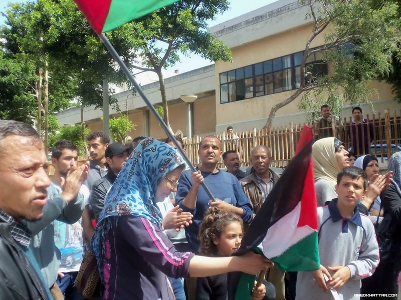النازحون الفلسطينيون يواصلون اعتصامهم لليوم التاسع والعشرين امام مقر الاونروا في بيروت