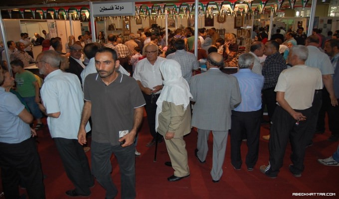 أبو العردات يفتتح جناح دولة فلسطين في معرض الكتاب 39 في طرابلس