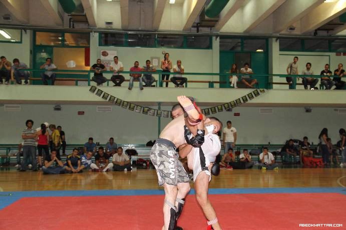 ابناء مخيم عين الحلوة يفزون بالفنون القتالية في الجامعة lau في بيروت‎