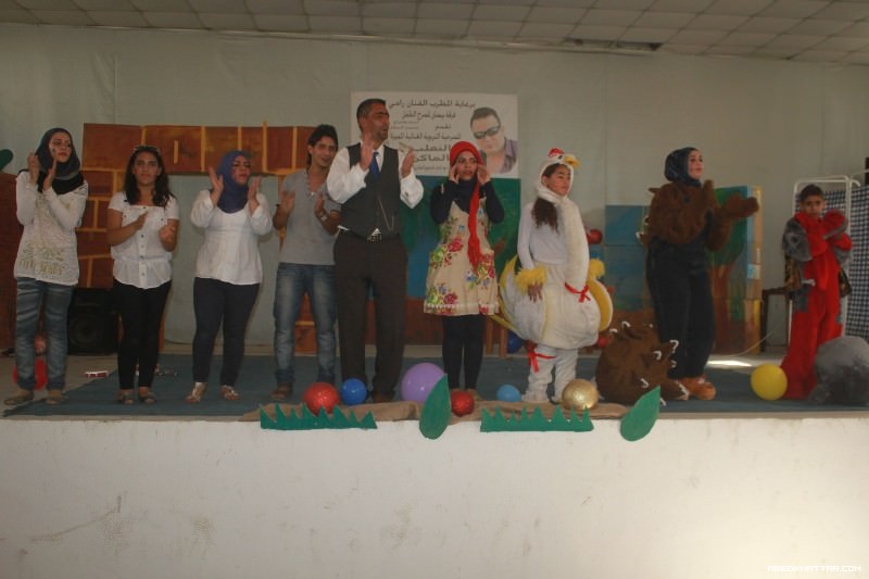 فرقة بيسان لمسرح الطفل تعرض عرضها الثاني في مخيم عين الحلوة‎