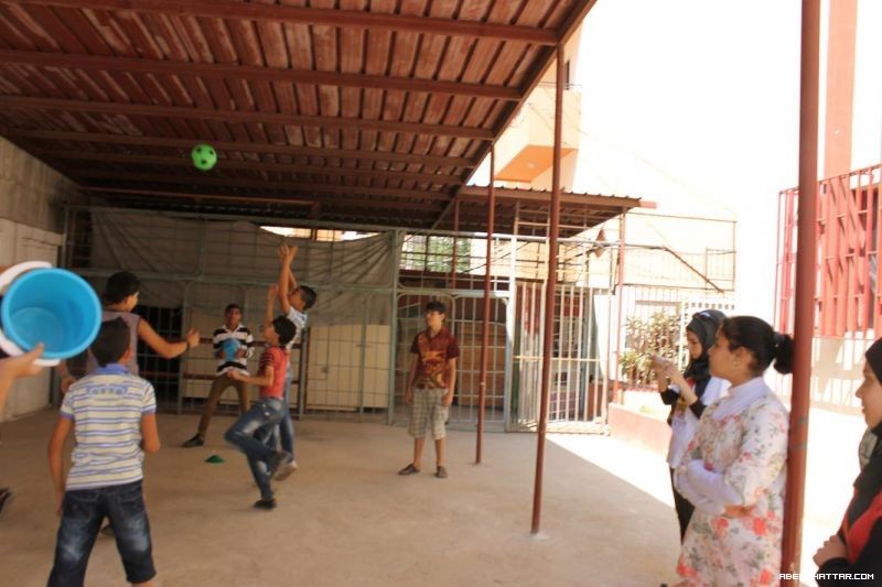 بدء النشاط الصيفي في مؤسسة بيت اطفال الصمود مخيم البداوي