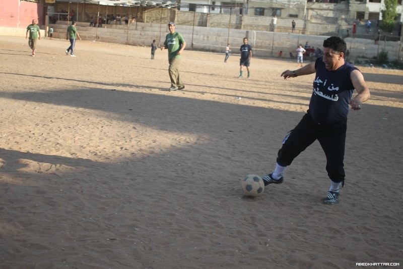 من اجل فلسطين مباراة في كرة القدم بين قيادات الفلسطينية في عين الحلوة‎