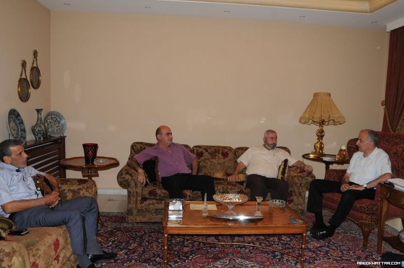 امين سر منظمة التحرير في الشمال يزور الدكتور خلدون الشريف