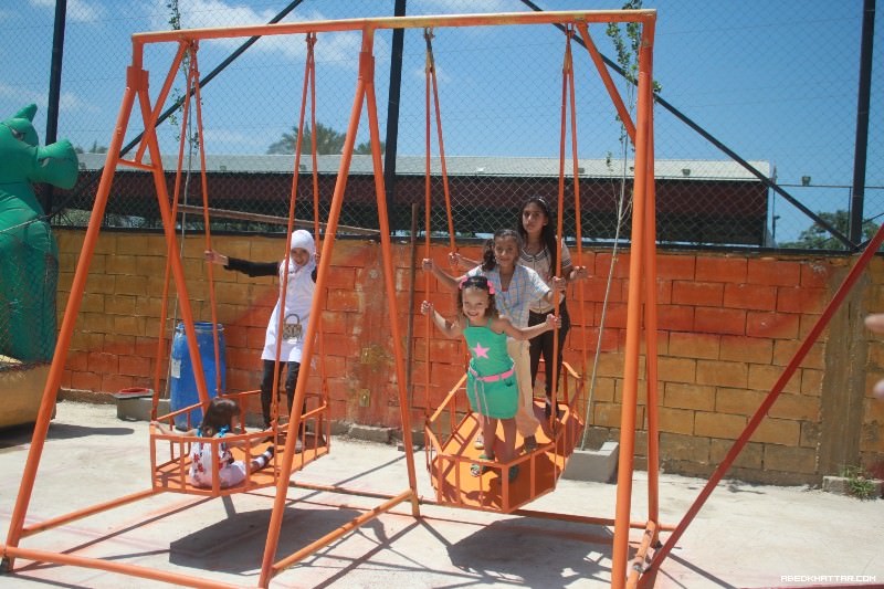 لقطات مصورة من اجواء اول الايام العيد الفطر السعيد في مجمع منصور عزام‎