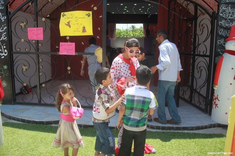 لقطات مصورة من اجواء اول الايام العيد الفطر السعيد في مجمع منصور عزام‎