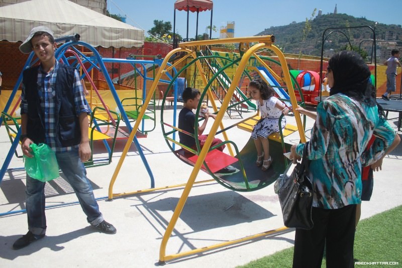 لقطات مصورة من اجواء اول الايام العيد الفطر السعيد في مجمع منصور عزام‎