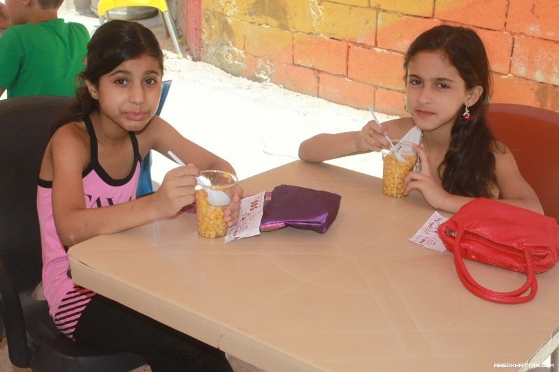 لقطات مصورة من اجواء اول الايام العيد الفطر السعيد في مجمع منصور عزام‎