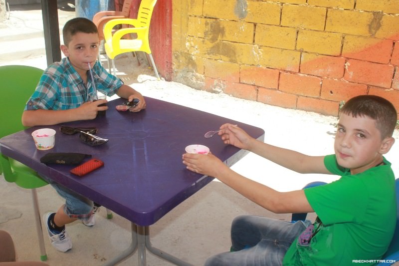 لقطات مصورة من اجواء اول الايام العيد الفطر السعيد في مجمع منصور عزام‎