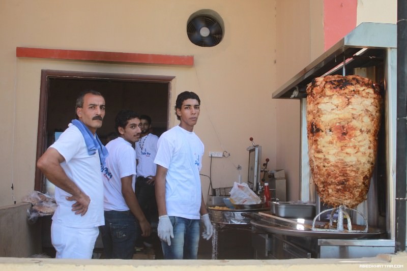 لقطات مصورة من اجواء اول الايام العيد الفطر السعيد في مجمع منصور عزام‎