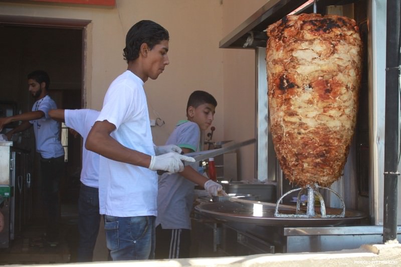 لقطات مصورة من اجواء اول الايام العيد الفطر السعيد في مجمع منصور عزام‎