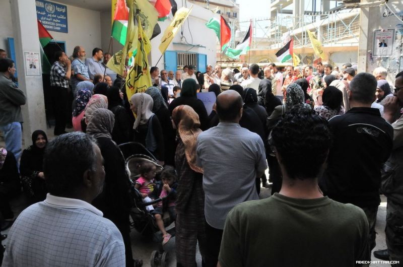 حركة فتح تعتصم دعماً للأسرى واستنكاراً للهجمة الشرسة على المسجد الاقصى