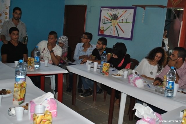 طاولة مستديرة للحوار الشبابي في جمعية ناشط