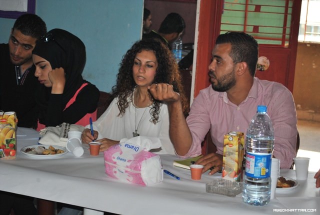طاولة مستديرة للحوار الشبابي في جمعية ناشط