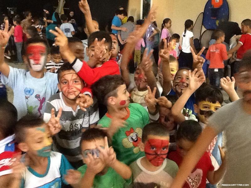 مؤسسة الاطفال و الشبيبة الفلسطينية تقيم يوماً ترفيهياً لاطفال مخيم البداوي