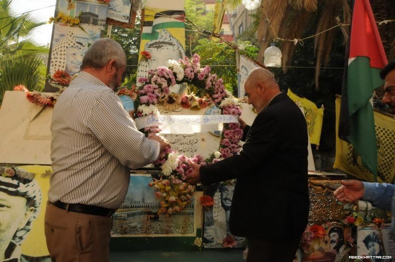 مسيرة وضع اكاليل بالذكرى العاشرة لاستشهاد القائد الرمز ياسر عرفات