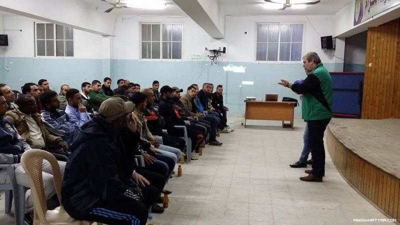 الألماني كاى يفتتح دورة مدربي قطاع الناشئين في محافظات غزة