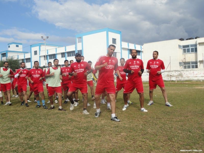 الاكاديمية الرياضية تفتتح دورة اعداد مدرب للناشئين