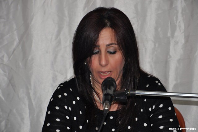 الشاعرة انتصار الدنان أحيت أمسية شعرية في مخيم عين الحلوة