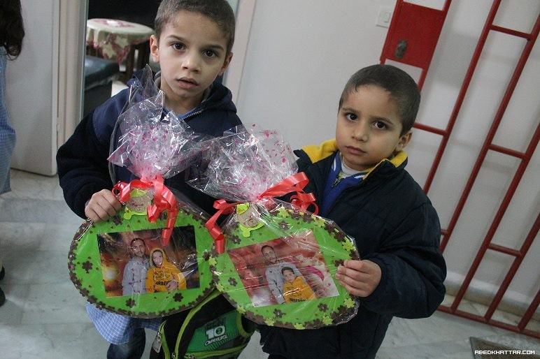 مؤسسة بيت اطفال الصمود في مخيم البداوي تكرم الامهات بمناسبة عيد يوم الام