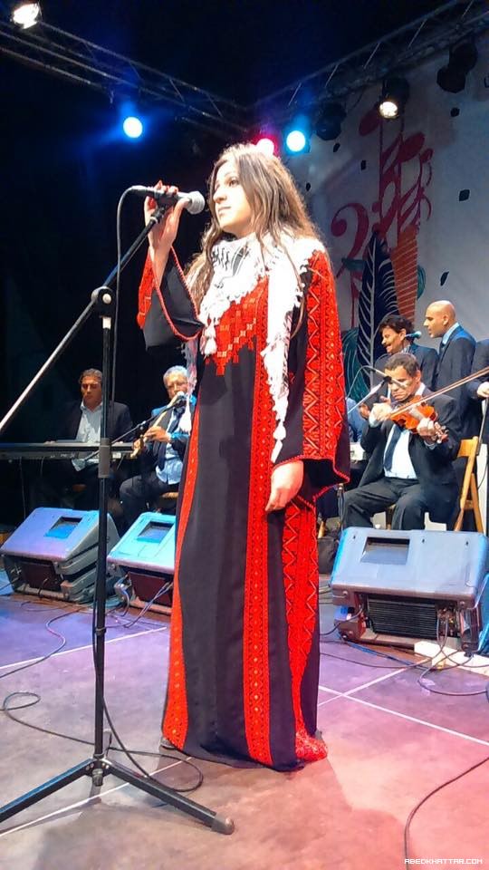 الفنانة ميرنا عيسى