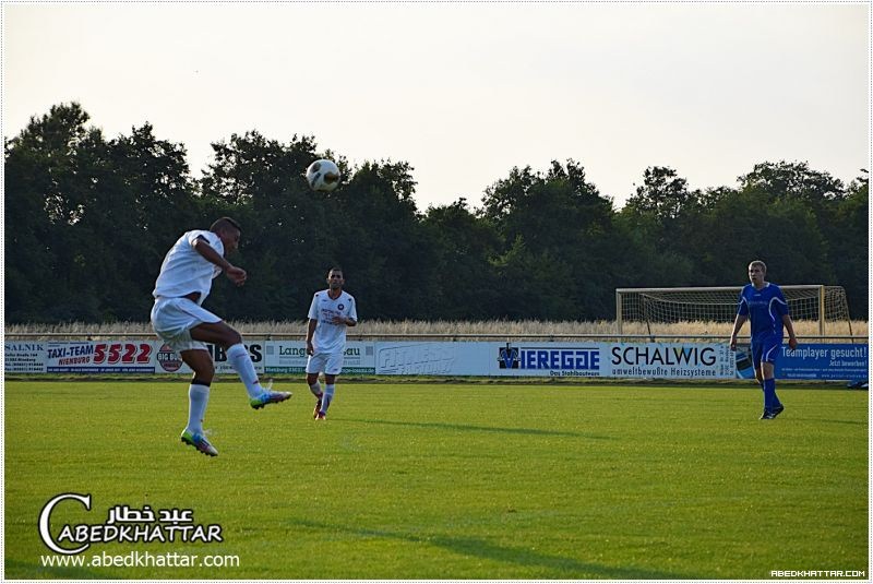 فوز نادي كرة القدم النهضة الناصرة على فريق اسبيفي ايريش هاغن 3 - 0 في مدينة نينبورغ
