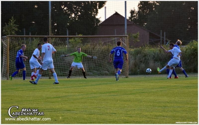فوز نادي كرة القدم النهضة الناصرة على فريق اسبيفي ايريش هاغن 3 - 0 في مدينة نينبورغ
