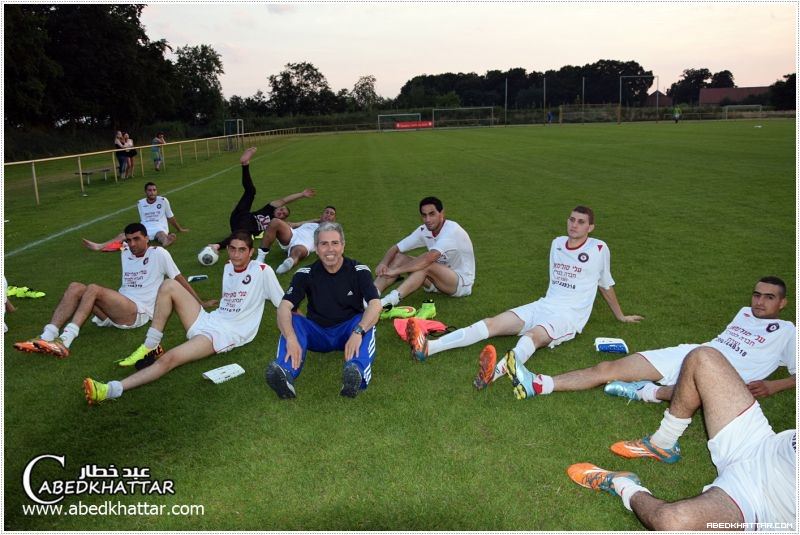 فوز نادي كرة القدم النهضة الناصرة على فريق اسبيفي ايريش هاغن 3 - 0 في مدينة نينبورغ