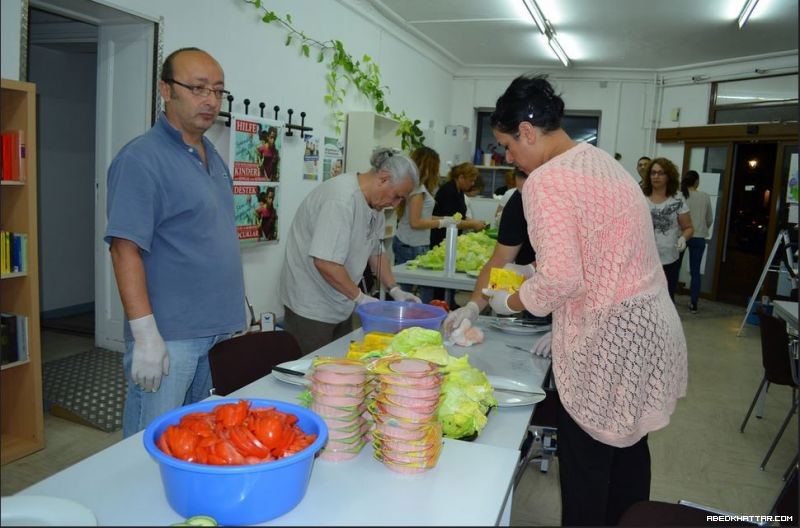 الجالية العربية الالمانية المستقلة تقدم مساعدات الى اللاجئين السوريين الجدد في برلين