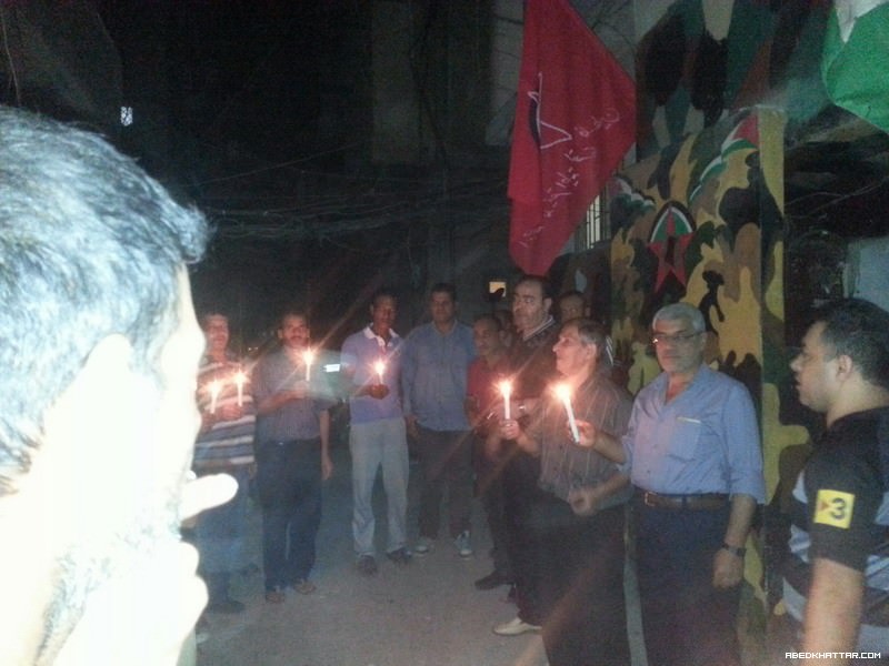 منظمة عامل في مخيم البداوي تضيء شموع الحرية